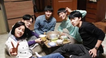 Trong gia đình, ai là người “mệnh khổ” nhất? Giải mã vị trí anh chị em ruột khiến 90% người đọc gật gù