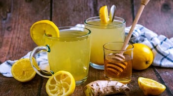 Điều gì xảy ra với cơ thể nếu thường xuyên uống nước chanh mật ong ấm vào buổi sáng?