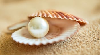 4 công dụng làm đẹp tuyệt vời từ bột ngọc trai