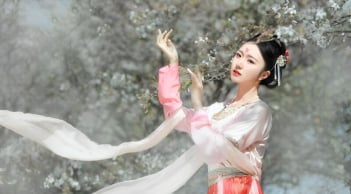 Tháng sinh Âm lịch tiết lộ người giao tiếp tinh tế nên vượng quý nhân: Ai hợp tác làm việc đều yên tâm