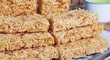 Cách làm bánh bỏng gạo tuổi thơ, món ăn vặt ngon ngọt khó quên