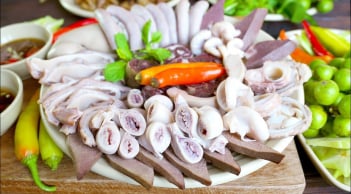 Lòng lợn là món ngon nhưng có 5 nhóm người không nên ăn