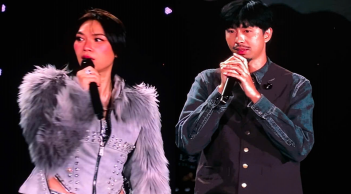 Đen Vâu bật khóc xin lỗi trong  live concert của Mỹ Tâm