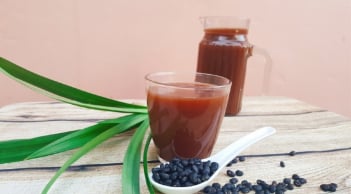 Uống nước đậu đen lá dứa có tác dụng 'thần kỳ' đối với căn bệnh này