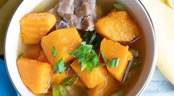 3 món canh nóng giàu magie cho bữa tối giúp ngủ ngon hơn