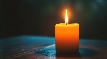 Trắc nghiệm tâm lý: Ngọn nến hé lộ bạn thực sự hạnh phúc hay chỉ đang che giấu cảm xúc!