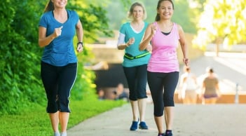 Đi bộ theo phương pháp 6-6-6, đơn giản nhưng hiệu quả, cải thiện sức khỏe tổng thể