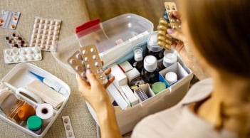 Dưới gầm giường không tích lũy 3 thứ, càng giữ càng nghèo đi