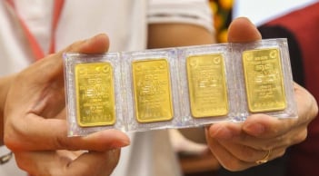 Giá vàng hôm nay 27/12: Vàng miếng SJC vượt 160 triệu đồng/lượng, tăng mạnh nhất tuần