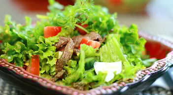 Buổi tối, ăn rau xà lách giúp thư giãn và ngủ ngon hơn