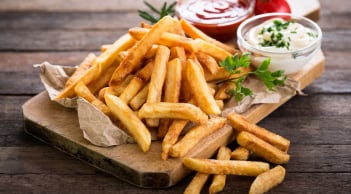 Thấy đói trước khi ngủ, không nên ăn 5 loại thực phẩm này cho bữa đêm