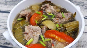 Cách nấu canh dưa cải chua sườn non ngon ngọt, chua chua vô cùng hấp dẫn