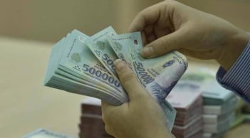 Ai được tăng lương tối thiểu cao nhất 7,26%, thêm tới 320.000 đồng mỗi tháng?