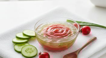 Da khô bong tróc: 5 loại trái cây, rau củ vừa ăn vừa bôi giúp da mềm mượt hơn