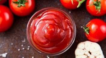 Thường xuyên ăn tương cà chua, cơ thể có thể gặp 7 vấn đề nghiêm trọng