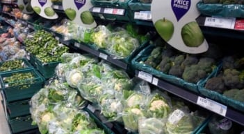 7 món bạn tuyệt đối không nên mua trong siêu thị, nhân viên bật mí: món thứ 2 dù giảm giá cũng đừng động