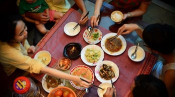 4 thói quen ăn uống nên tránh kẻo rước bệnh vào người