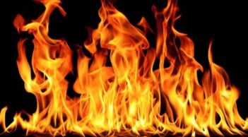 Giữ 3 năm đốt 1 giờ: 3 tuổi cần Kiểm Soát Cảm Xúc để không mất lộc, tụt uy tín, hụt lương thưởng