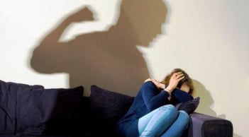 Đàn ông có 4 đức tính xấu này, phụ nữ dù thế nào cũng không nên tha thứ