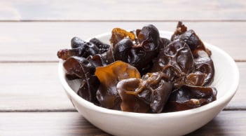 Mộc nhĩ là món ngon bổ nhưng có 3 nhóm người không nên ăn