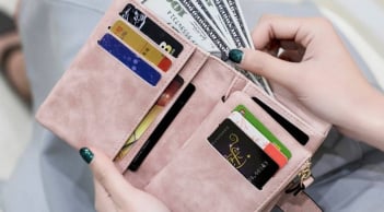 Trắc nghiệm: Chọn chiếc ví bạn thích nhất để biết vận tiền bạc sắp tới
