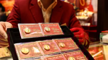 Giá vàng hôm nay 30/1/2026: Lao dốc bất ngờ rồi đảo chiều tăng mạnh, nhà đầu tư ngỡ ngàng