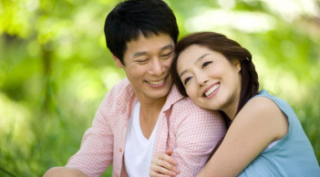 Vợ chồng có được 4 điều này, chắc chắn sẽ hạnh phúc đến 'đầu bạc răng long'