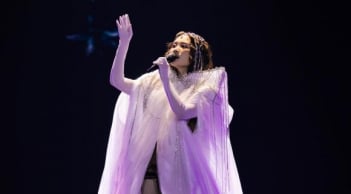 Phương Mỹ Chi xin lỗi sau nghi vấn “đạo nhái” một màn trình diễn của Jennie (BLACKPINK).