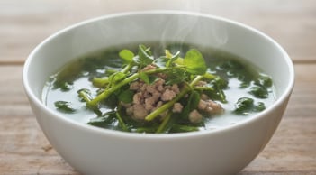 Loại rau bình dân đạt điểm dinh dưỡng tuyệt đối tại Mỹ, ngoài chợ Việt chỉ 15.000 đồng