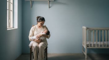 Khi đứa trẻ chào đời, góc tối hôn nhân lộ diện: Vì sao nhiều gia đình tan vỡ sau sinh?