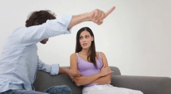 4 đặc điểm của đàn ông thiếu bản lĩnh, phụ nữ lấy phải khổ cả đời