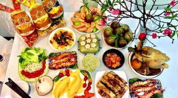 Mâm cơm cúng Tất niên hút