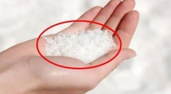 Mẹo giải đen bằng muối năm Bính Ngọ 2026: Cách xua tà khí, hút tài lộc và mang sung túc vào nhà