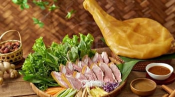 Món ăn “siêu hot” dịp Tết có thể khiến huyết áp tăng cao: Phó Giáo sư cảnh báo