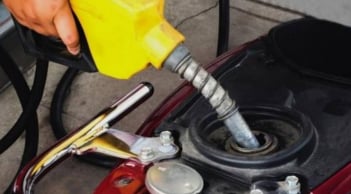 5 cách đổ xăng tiết kiệm: Đổ ở đâu cũng được giá hời, không lo bị “qua mặt”