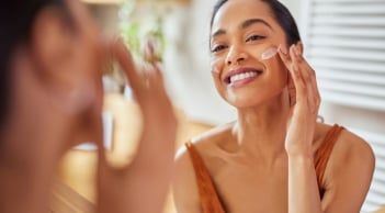 4 bước chăm sóc da tối thiểu cần duy trì để bảo vệ làn da khi lịch sinh hoạt thay đổi