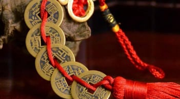 8 vị trí tốt nhất để đặt tiền xu phong thủy thu hút tiền bạc, thịnh vượng