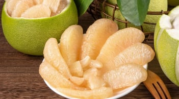 Người đang dùng 5 loại thuộc này không nên ăn bưởi