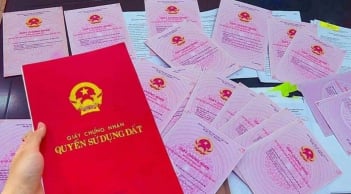 Người làm sổ đỏ lần đầu bắt buộc biết 4 khoản phí phải nộp, tránh mất tiền oan