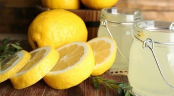 5 nhóm người nên thường xuyên uống nước chanh mỗi ngày