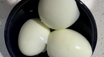 6 người không nên ăn trứng