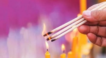 Thời điểm tốt nhất để thắp hương là khi nào? Chuyên gia lý giải khiến nhiều người bất ngờ