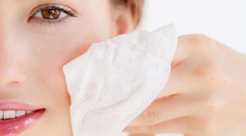 Sự thật về làm sạch kép trong chu trình chăm sóc da