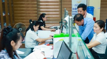 Tin vui: CBCCVC được hưởng phụ cấp tăng thêm đến 300% lương hiện hưởng theo Kết luận 205, áp dụng thế nào?