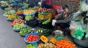 Lương cơ sở, lương hưu chưa tăng, giá cả đã leo thang chóng mặt