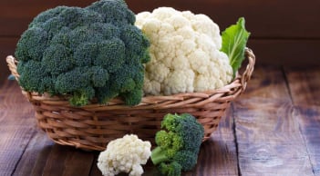 Súp lơ trắng và súp lơ xanh: Loại nào tốt hơn, bổ hơn?