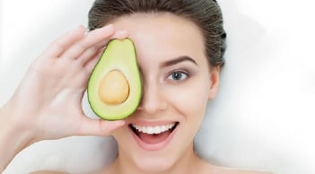 3 loại trái cây giàu vitamin giúp nuôi dưỡng làn da khỏe mạnh từ bên trong