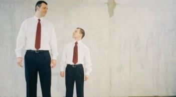 Người cao và người thấp, ai sống thọ hơn? Sự thật từ các nghiên cứu khoa học