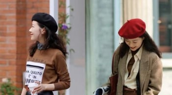 Giày nâu lên ngôi trong mùa xuân, lựa chọn thay thế đầy tinh tế cho giày trắng