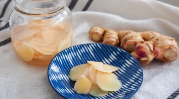 Mỗi ngày ăn 2 lát gừng ngâm giấm, cơ thể có 5 thay đổi bất ngờ
